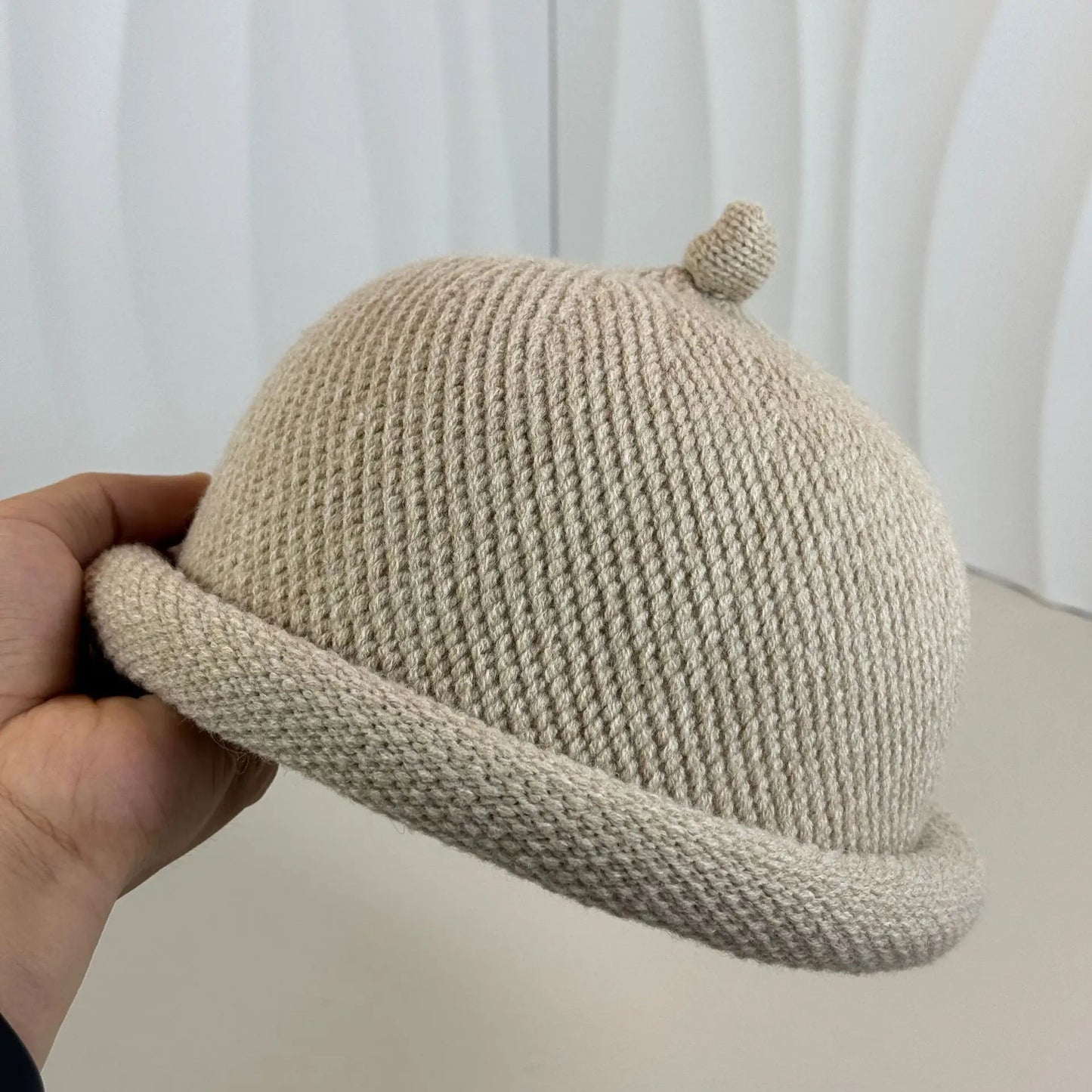 Japanese style Womens Fashion Bucket Hats Knitted Melon Skin Hats Casual Berets Landlord Hats Warm Painter Pacifier Caps 모자