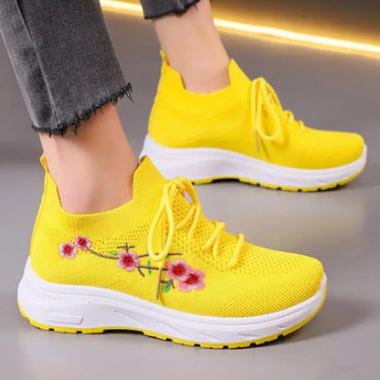 Women Purple Platform Sports Shoes Women Thick Sole Breathable Black Casual Shoes Fashion Slip On 2025 Outdoor Walking Sneakers