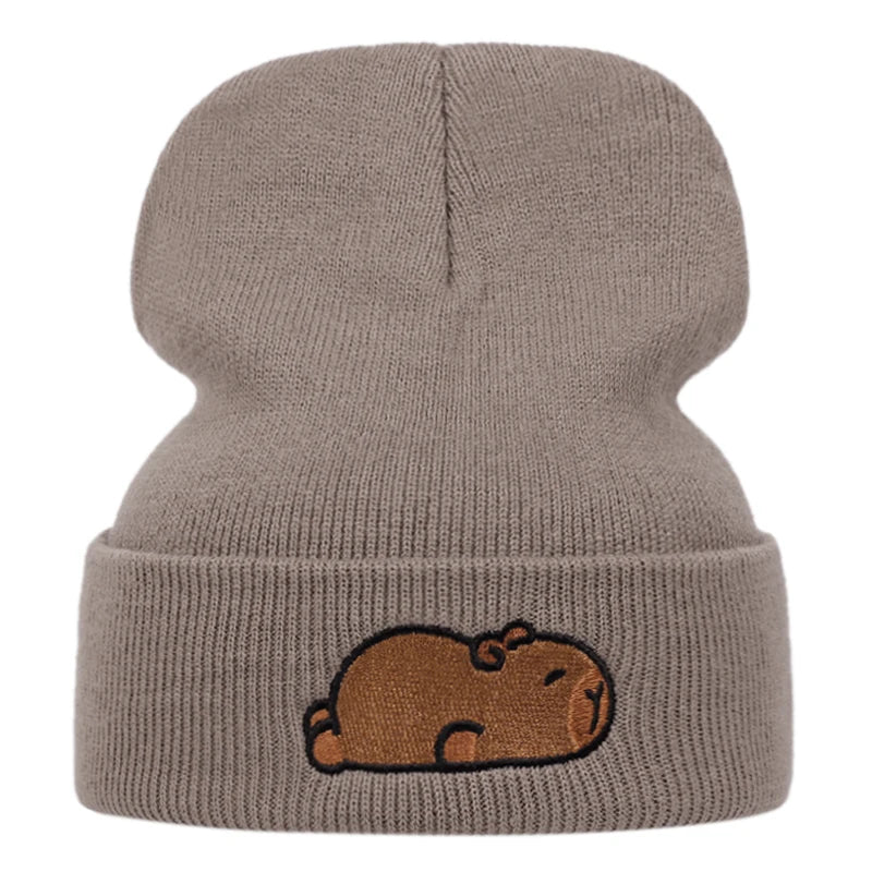 Cute capybara Capybara embroidered knitted cap, warm woolen cap for autumn and winter outdoor sports events