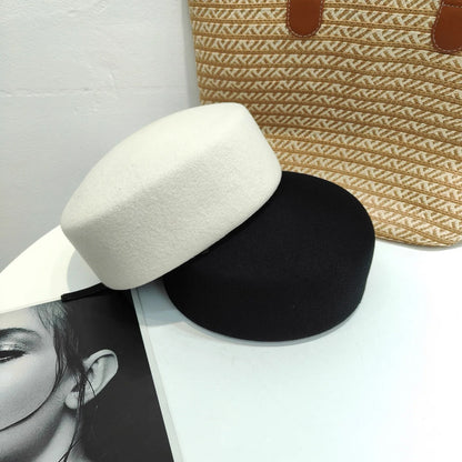 2025 Women's Hard Top Wool Beret Hat White Black Khaki Wool Felt Newsboy Hat Fashion Retro Fascinating Hostess Formal Designer