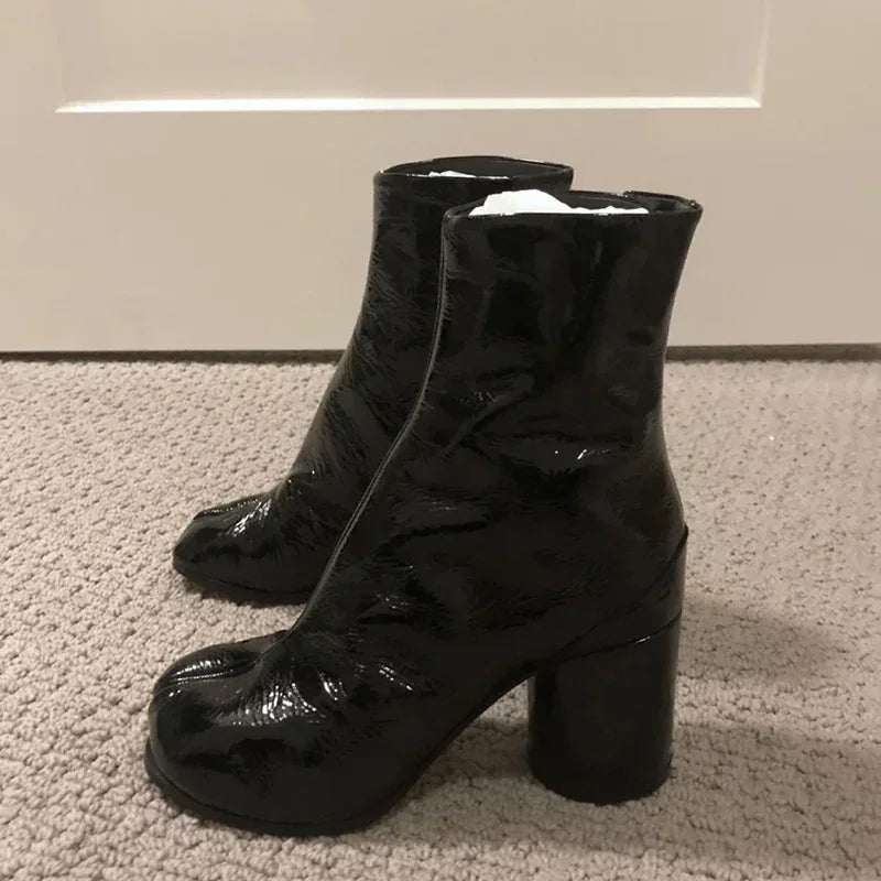 Luxury Brand Design Leather Tabi Boots Fashion Round Chunky High Heel Ankle Boots For Women Autumn Winter Split Toe Shoes
