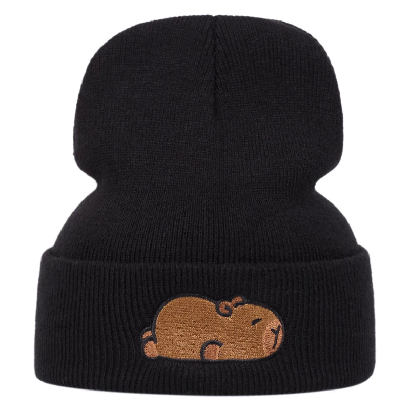 Cute capybara Capybara embroidered knitted cap, warm woolen cap for autumn and winter outdoor sports events