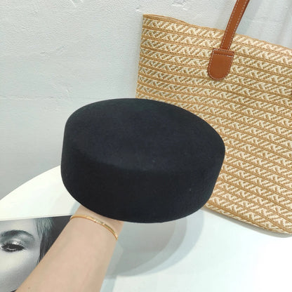 2025 Women's Hard Top Wool Beret Hat White Black Khaki Wool Felt Newsboy Hat Fashion Retro Fascinating Hostess Formal Designer