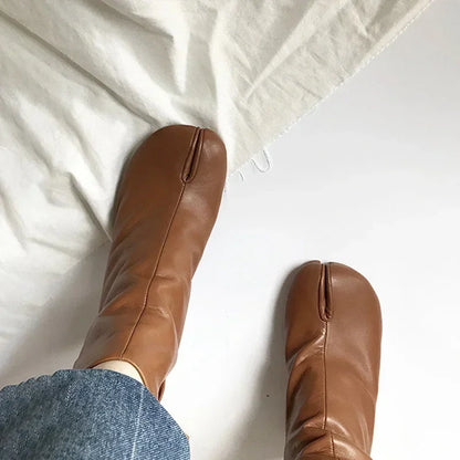 Luxury Brand Design Leather Tabi Boots Fashion Round Chunky High Heel Ankle Boots For Women Autumn Winter Split Toe Shoes