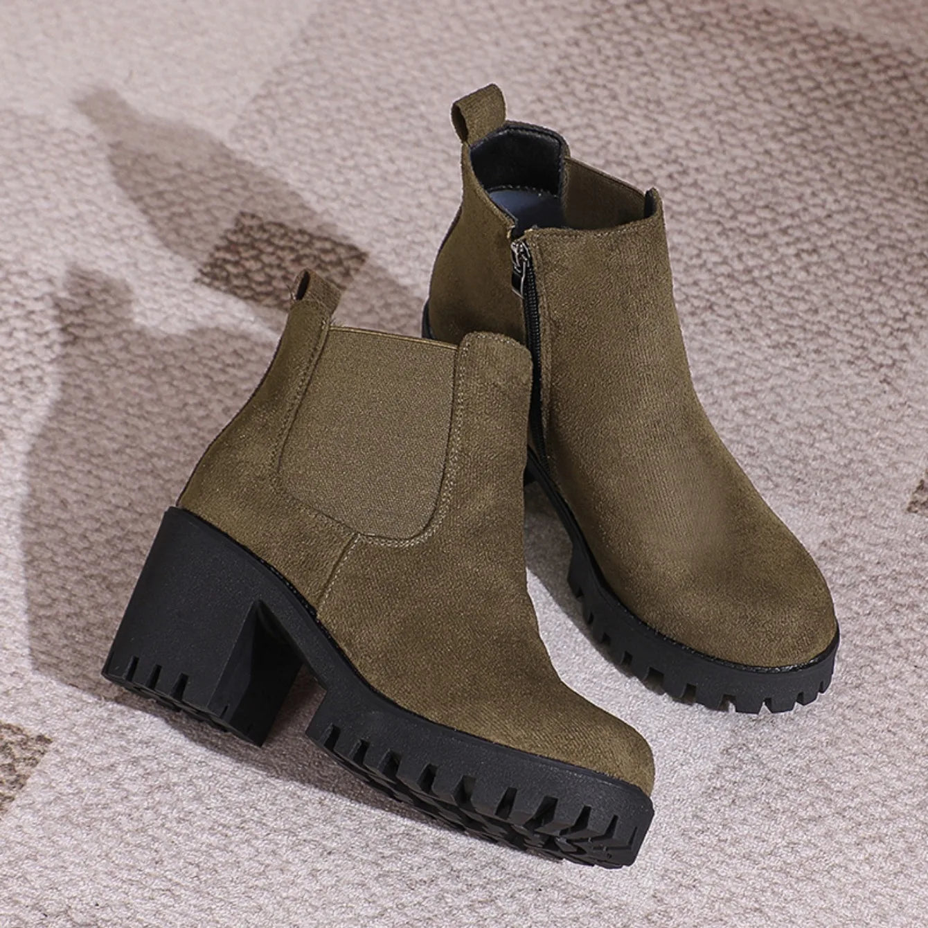2024 Women Designer Elegant Platform Round Toe Zipper Ankle Boots Women Autumn Winter Comfy Platform Short Boots Shoes for Women
