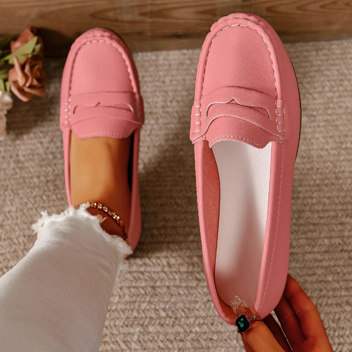 Women Flats Shoes Comfortable Lightweight Fashion Hot Loafers Spring and Autumn Shallow Casual Sneakers Outdoor Shoes for Women