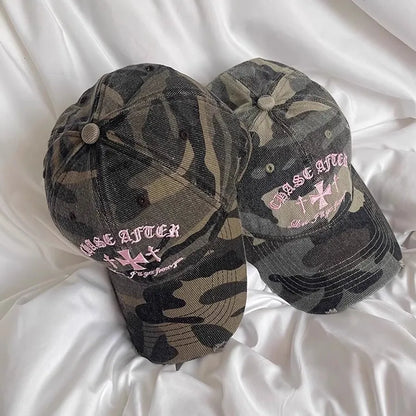 Retro Old Cross-Stitch Camouflage Baseball Cap for Men and Women Matching Face Small New Casual Soft Top Sun Baseball Cap