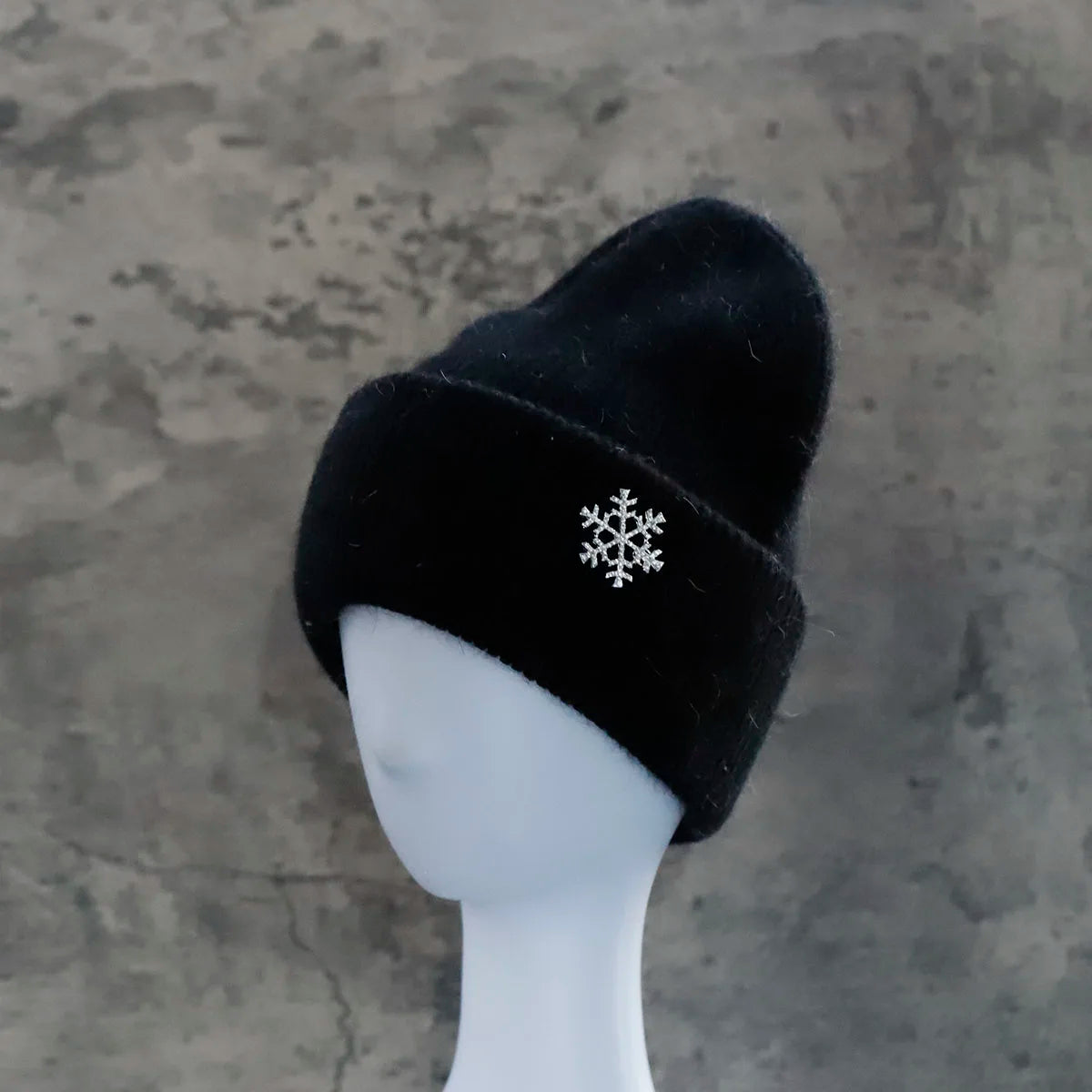 Hot Selling Winter Hat Real Rabbit Fur Winter Hats For Women Snowflake Warm Beanie cold Hats Women Solid Adult Cover Head Cap