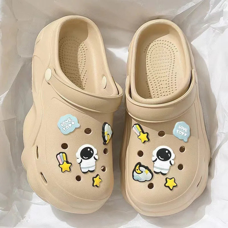 Women DIY Cute Animal button Decor Clogs Fashion Summer Spring Autumn Beach Sandals Cave Hole Female Garden Shoes Students Girls