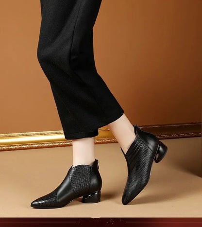 2024 Fashion Luxury Leather Ankle Boots Womens Pointed Toe Sneakers Autumn Shoes Ladies Office Low Heels