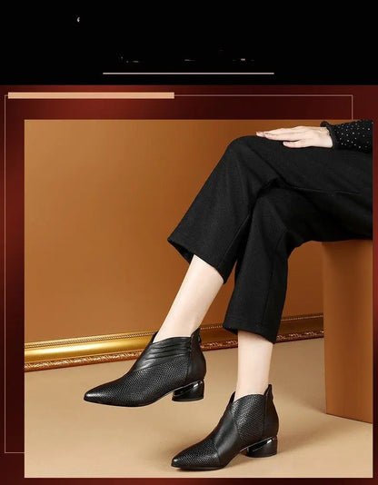 2024 Fashion Luxury Leather Ankle Boots Womens Pointed Toe Sneakers Autumn Shoes Ladies Office Low Heels