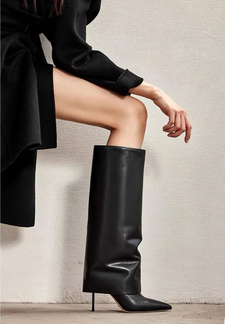 Autumn and Winter New Women's Knee High Leather Boots, Pointed Thin High-heeled Skirt Boots, Black Plus Size Long Boots