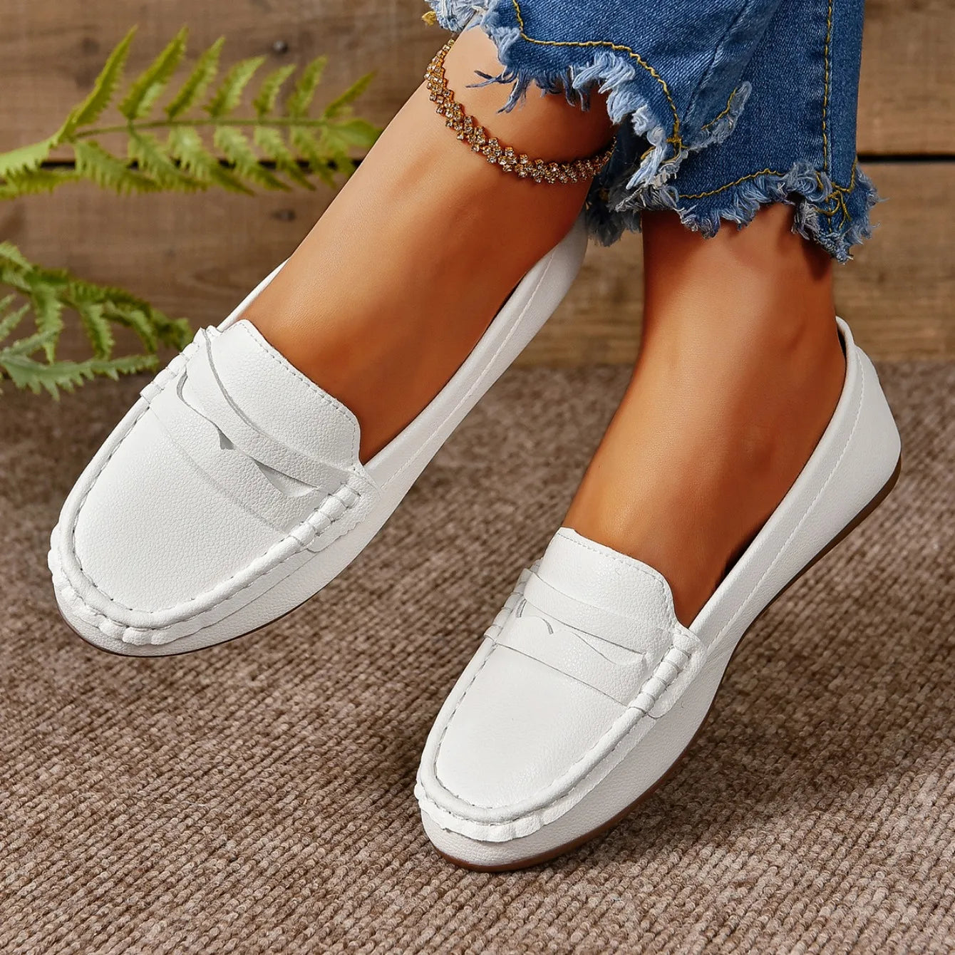 Women Flats Shoes Comfortable Lightweight Fashion Hot Loafers Spring and Autumn Shallow Casual Sneakers Outdoor Shoes for Women