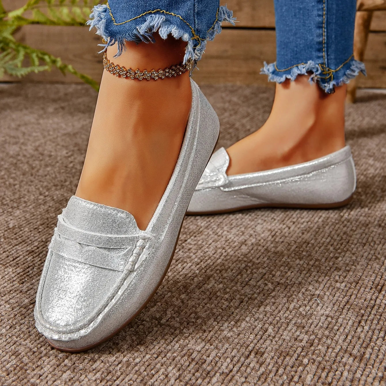 Women Flats Shoes Comfortable Lightweight Fashion Hot Loafers Spring and Autumn Shallow Casual Sneakers Outdoor Shoes for Women