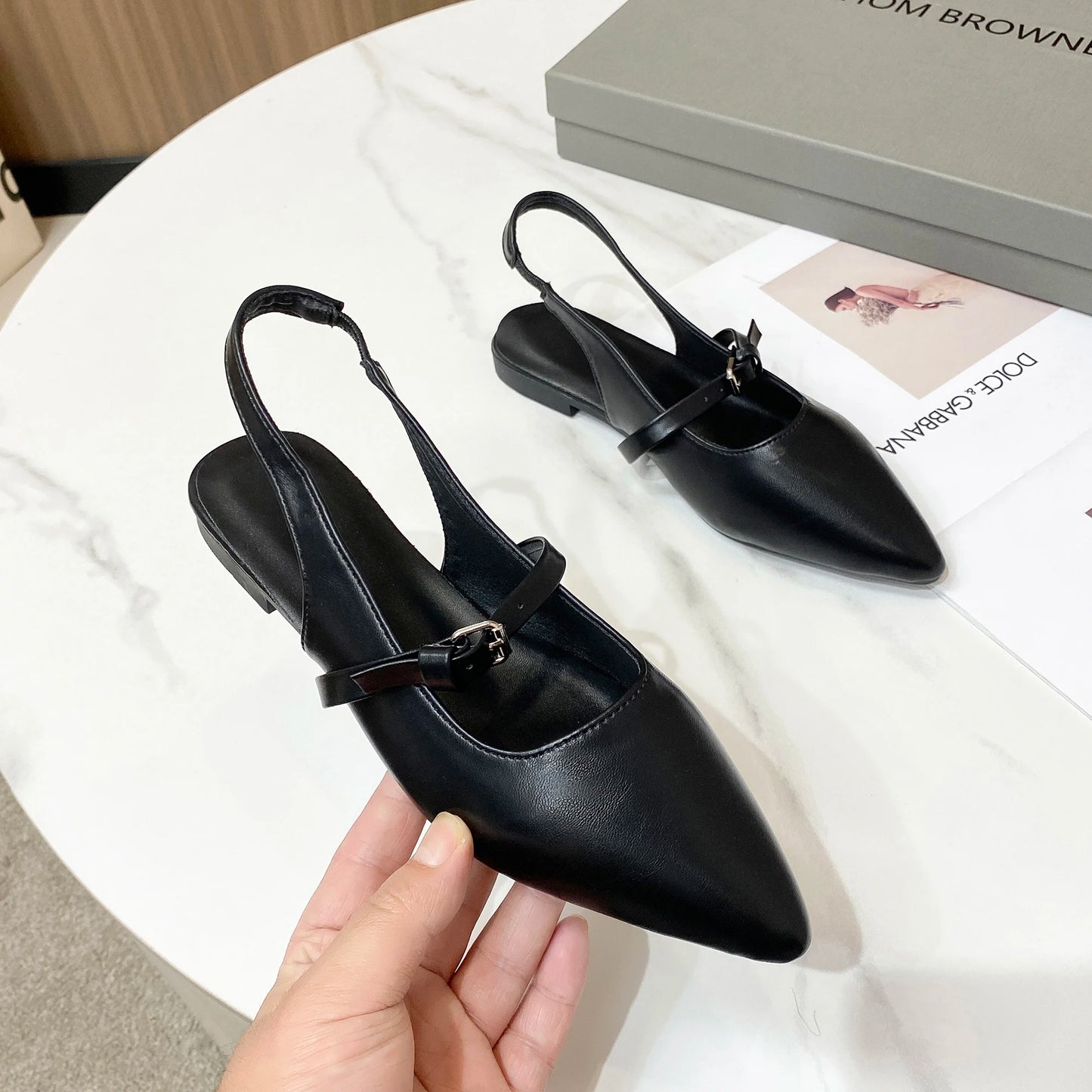 2024 New Bling Women Sandal Fashion Pointed Toe Shallow Slip on Ladies Elegant Slingback Shoes Med Heel Flat Shoes