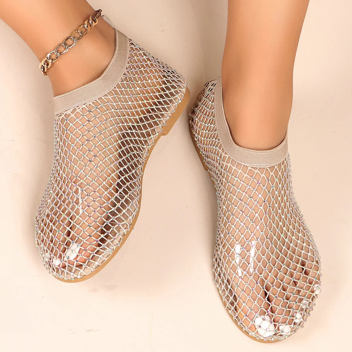 New Women's Luxury Brand Round Toe Flat Bottom Sandals Summer Hollow Short Boots Water Diamond Sexy Flat Bottom Shoes Sandals