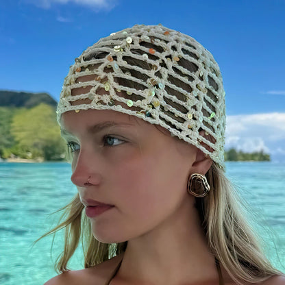 2026 New Korean Version Y2K Sequined Hollow Pullover Hat Women Summer Fishnet Knitted Hood Shiny Beanie Seaside Crochet Hat