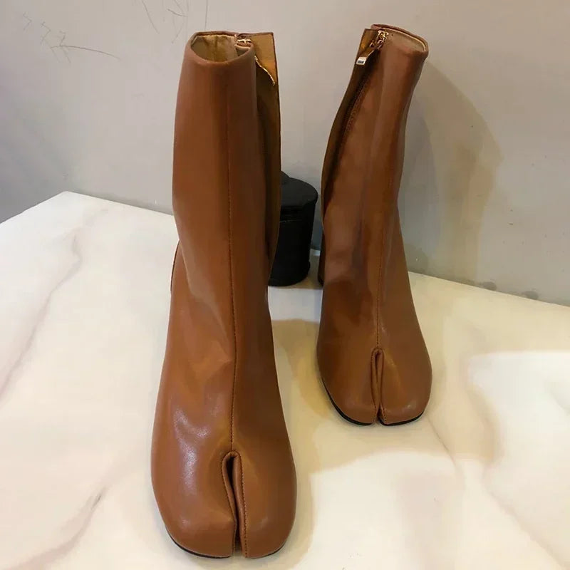 Luxury Brand Design Leather Tabi Boots Fashion Round Chunky High Heel Ankle Boots For Women Autumn Winter Split Toe Shoes