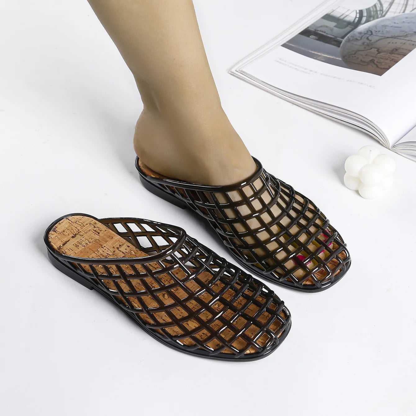 2025 Women's New Flat Slippers with Hollow PVC Breathable Summer Outerwear Baotou Bag and Casual Jelly Slippers
