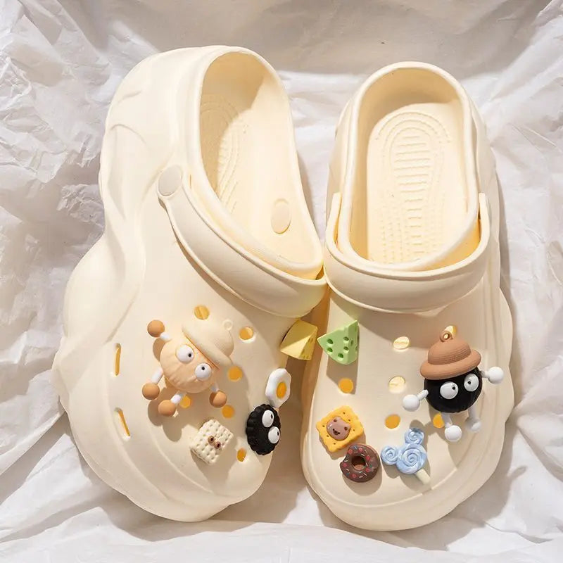 Women DIY Cute Animal button Decor Clogs Fashion Summer Spring Autumn Beach Sandals Cave Hole Female Garden Shoes Students Girls