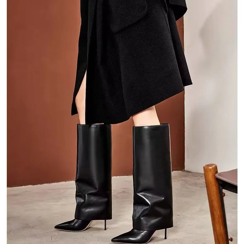 Autumn and Winter New Women's Knee High Leather Boots, Pointed Thin High-heeled Skirt Boots, Black Plus Size Long Boots