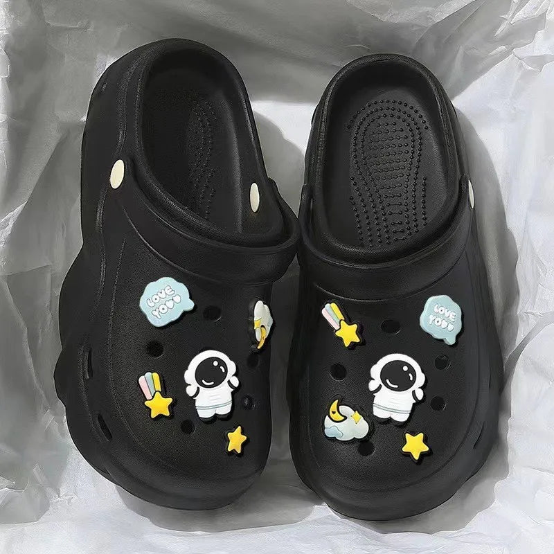 Women DIY Cute Animal button Decor Clogs Fashion Summer Spring Autumn Beach Sandals Cave Hole Female Garden Shoes Students Girls