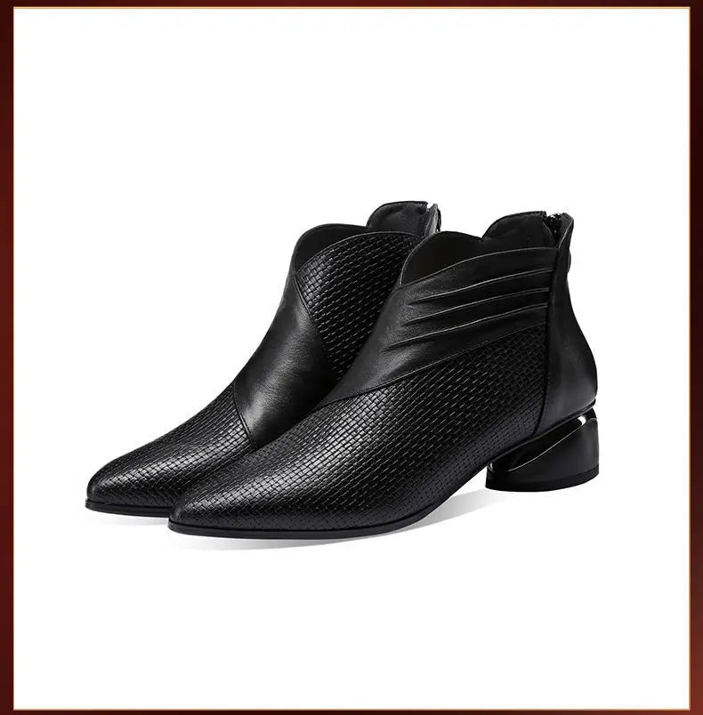 2024 Fashion Luxury Leather Ankle Boots Womens Pointed Toe Sneakers Autumn Shoes Ladies Office Low Heels