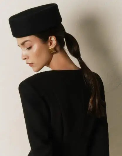 Women Wool Felt Berets Hat Vintage Hard Top Concave Top Fedoras Hats Wedding Fascinator Hats Wedding Cocktail Party Pillbox Cap